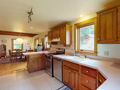 376 E Hill Rd, Leyden, MA 01337 photo 12