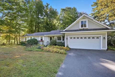 262 Loudville Rd, Easthampton, MA 01027