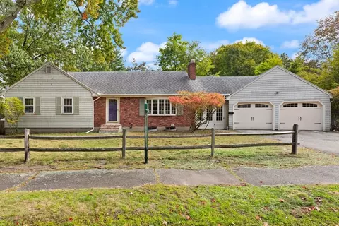 12 Whitehall Ln, Reading, MA 01867