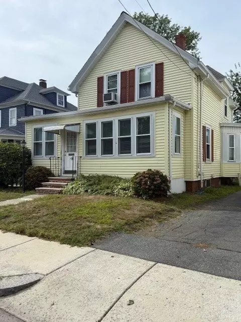 41 Sargent St, Winthrop, MA 02152