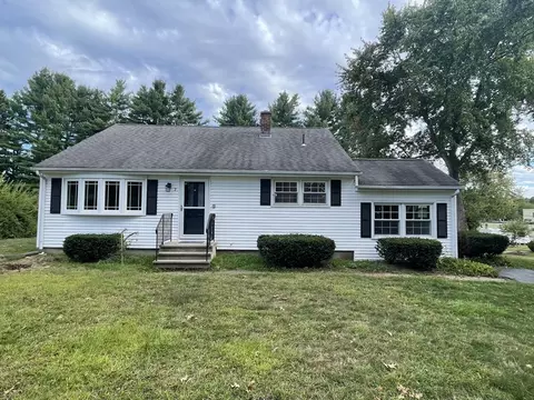 2 Circle Dr, Granby, MA 01033
