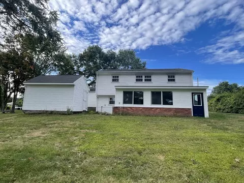 Exterior - 2 Circle Dr, Granby, MA 01033 photo 3 of 5