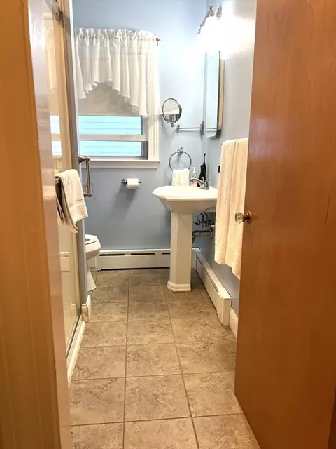 32 Brodeur Ave, Webster, MA 01570 photo 17