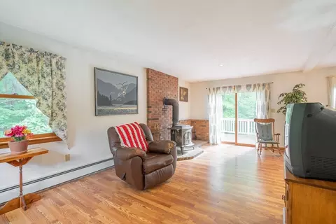 7 Howe Rd, Spencer, MA 01562 photo 13