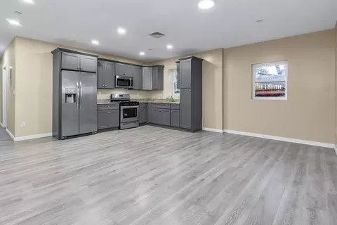 202 Broadway #2-3, Lawrence, MA 01840