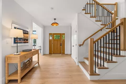 Entry Way - 226 Atlantic St, Gloucester, MA 01930 photo 2 of 4