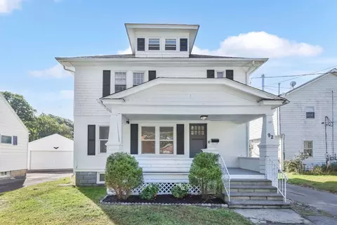92 Grove St, West Springfield, MA 01089