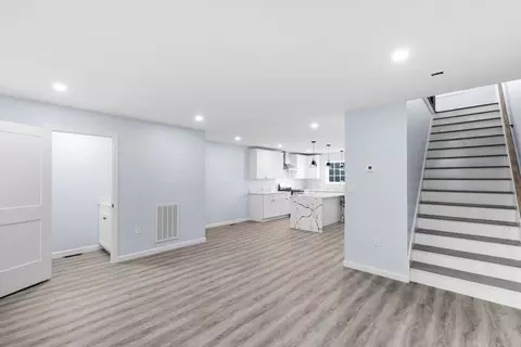 81 Hunter #NA, Fall River, MA 02721