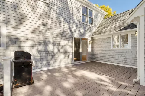 Exterior - 15 Square Rigger Ln, Barnstable, MA 02601 photo 3 of 7