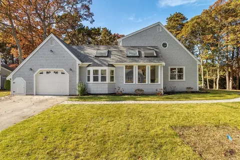 Exterior - 15 Square Rigger Ln, Barnstable, MA 02601 photo 2 of 7