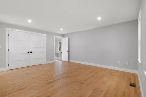 Bedroom - 15 Square Rigger Ln, Barnstable, MA 02601 photo 2 of 5