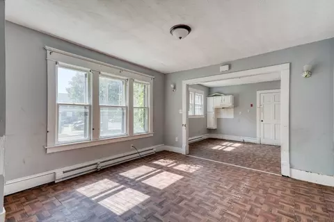 156 158 Norfolk St, Springfield, MA 01109 photo 7