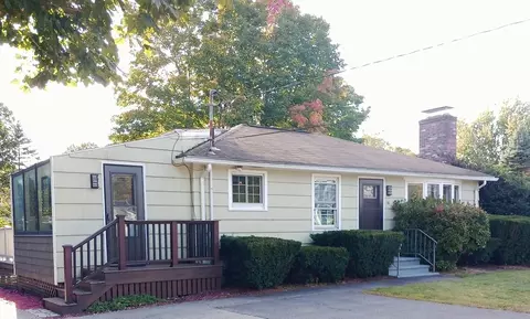 14 Maple St, West Boylston, MA 01583