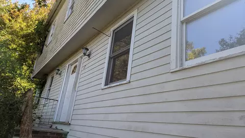 17 Ferry Rd, Methuen, MA 01844