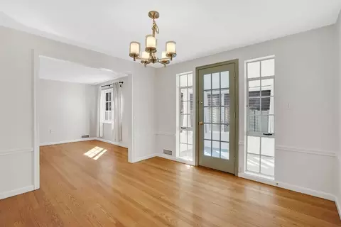 138 Abbott St, Springfield, MA 01118 photo 16