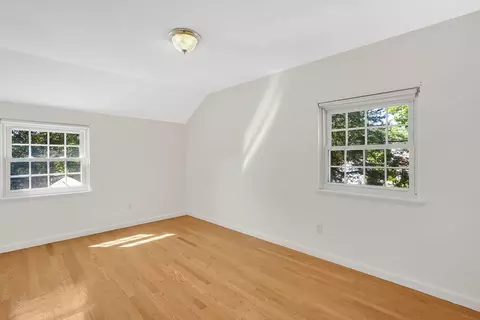 138 Abbott St, Springfield, MA 01118 photo 32