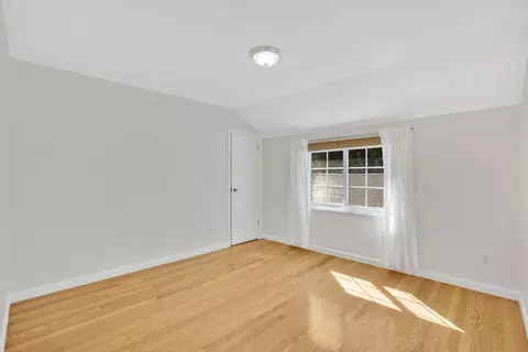 138 Abbott St, Springfield, MA 01118 photo 30