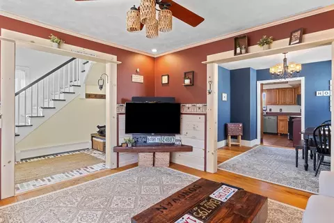 242 Clover St, Worcester, MA 01603 photo 8