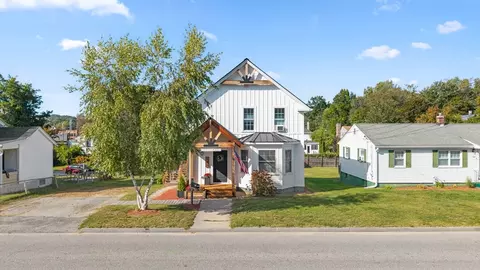 242 Clover St, Worcester, MA 01603