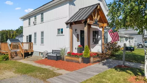 242 Clover St, Worcester, MA 01603 photo 3