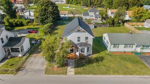 242 Clover St, Worcester, MA 01603 photo 32