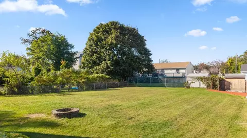 242 Clover St, Worcester, MA 01603 photo 28