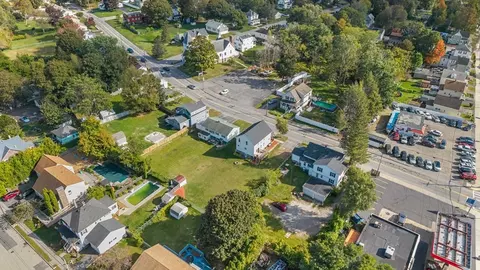 242 Clover St, Worcester, MA 01603 photo 35