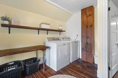 242 Clover St, Worcester, MA 01603 photo 26