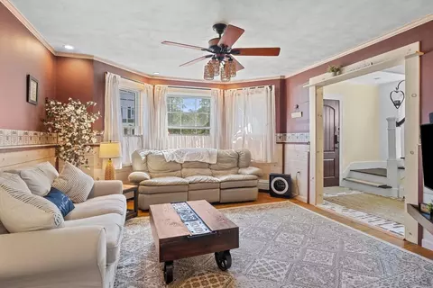 242 Clover St, Worcester, MA 01603 photo 6