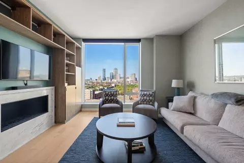 380 Harrison Ave #PH1H, Boston, MA 02118