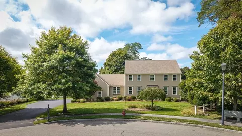 6 Thompsons Farm Way, Beverly, MA 01915
