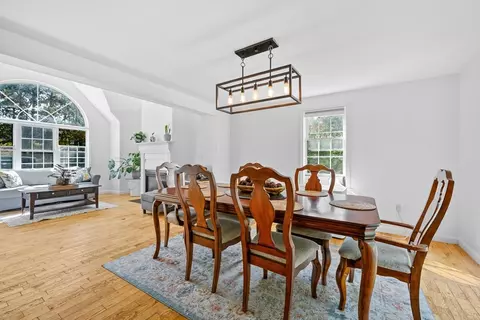 16 Balfour Ln, Mashpee, MA 02649 photo 9