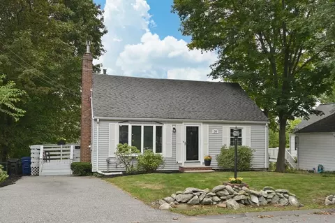 39 Wadsworth St, Danvers, MA 01923 photo 28