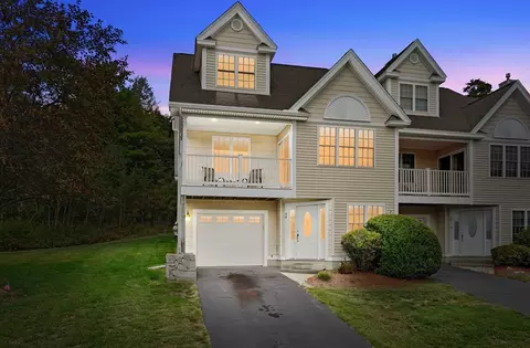 94 Carrington Ln #94, Uxbridge, MA 01569