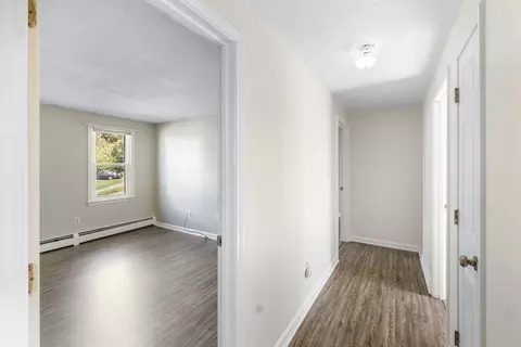Entry Way - 7 Lorraine Rd, Worcester, MA 01604 photo 3 of 3