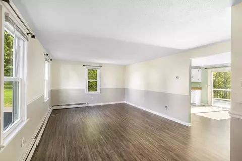 Living - 7 Lorraine Rd, Worcester, MA 01604 photo 2 of 3