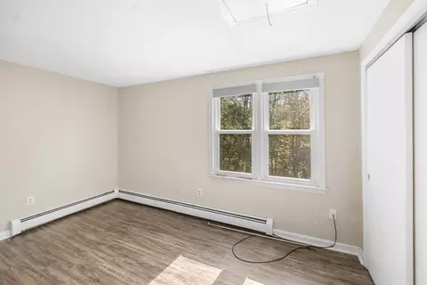 Bedroom - 7 Lorraine Rd, Worcester, MA 01604 photo 4 of 6