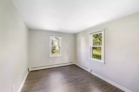 Bedroom - 7 Lorraine Rd, Worcester, MA 01604 photo 1 of 6