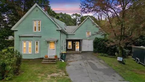 912 Plymouth St, Abington, MA 02351