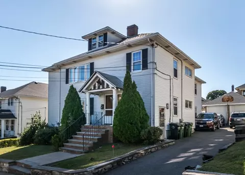 20 Oakley Rd, Watertown, MA 02472