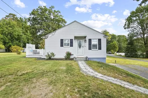 482 Grant St, Leominster, MA 01453