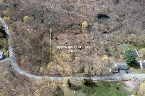 lot A Old Smithfield, North Smithfield, RI 02869