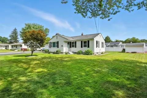 779 N Branch Pkwy, Springfield, MA 01119