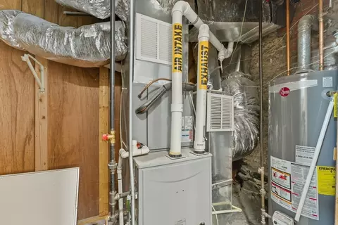 130 Broadway, Fall River, MA 02721 photo 30