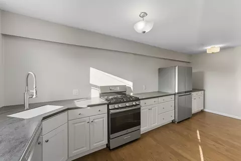 130 Broadway, Fall River, MA 02721 photo 7