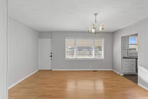 130 Broadway, Fall River, MA 02721 photo 3