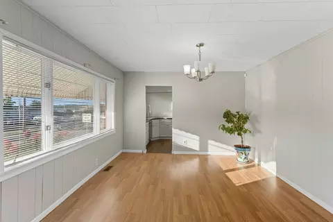 130 Broadway, Fall River, MA 02721 photo 4