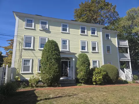 8 Williams St #E2, Salem, MA 01970