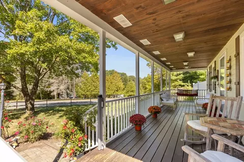 104 Ash St, Townsend, MA 01469 photo 4