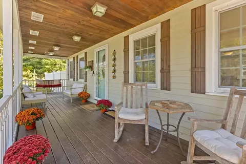 104 Ash St, Townsend, MA 01469 photo 5